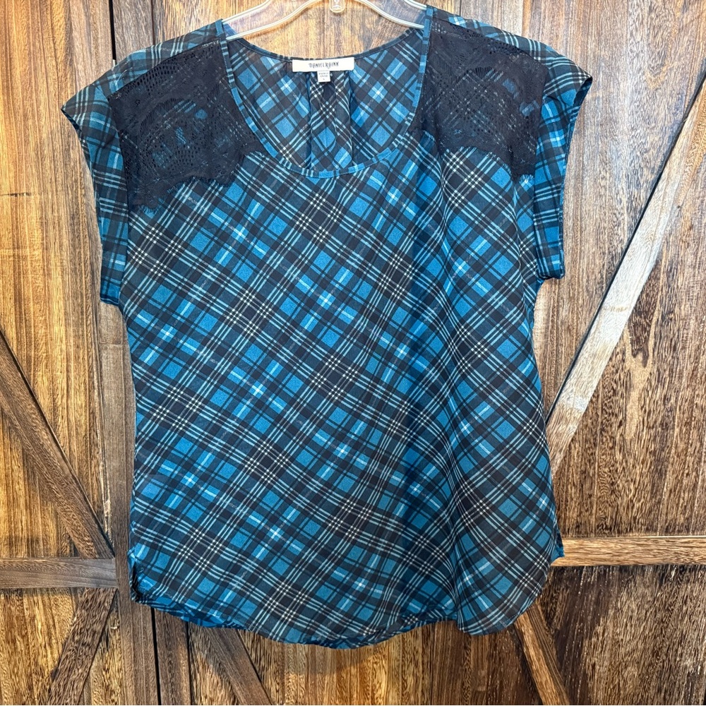 Daniel Rainn Black and Blue Plaid Blouse - Size L